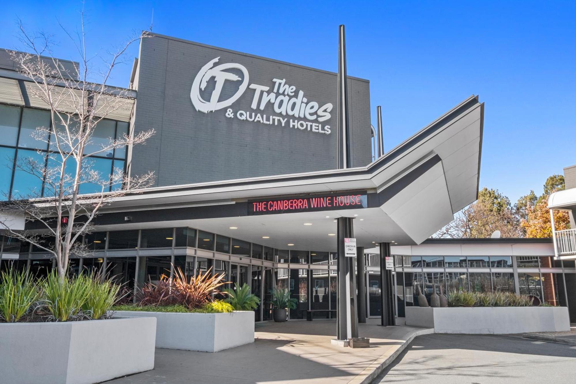 Quality Hotel Dickson Canberra Esterno foto